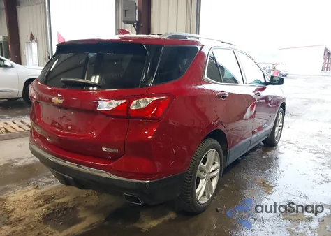 2018 Chevrolet Equinox Premier z USA, uszkodzony, nr VIN 3GNAXNEX4JS615140